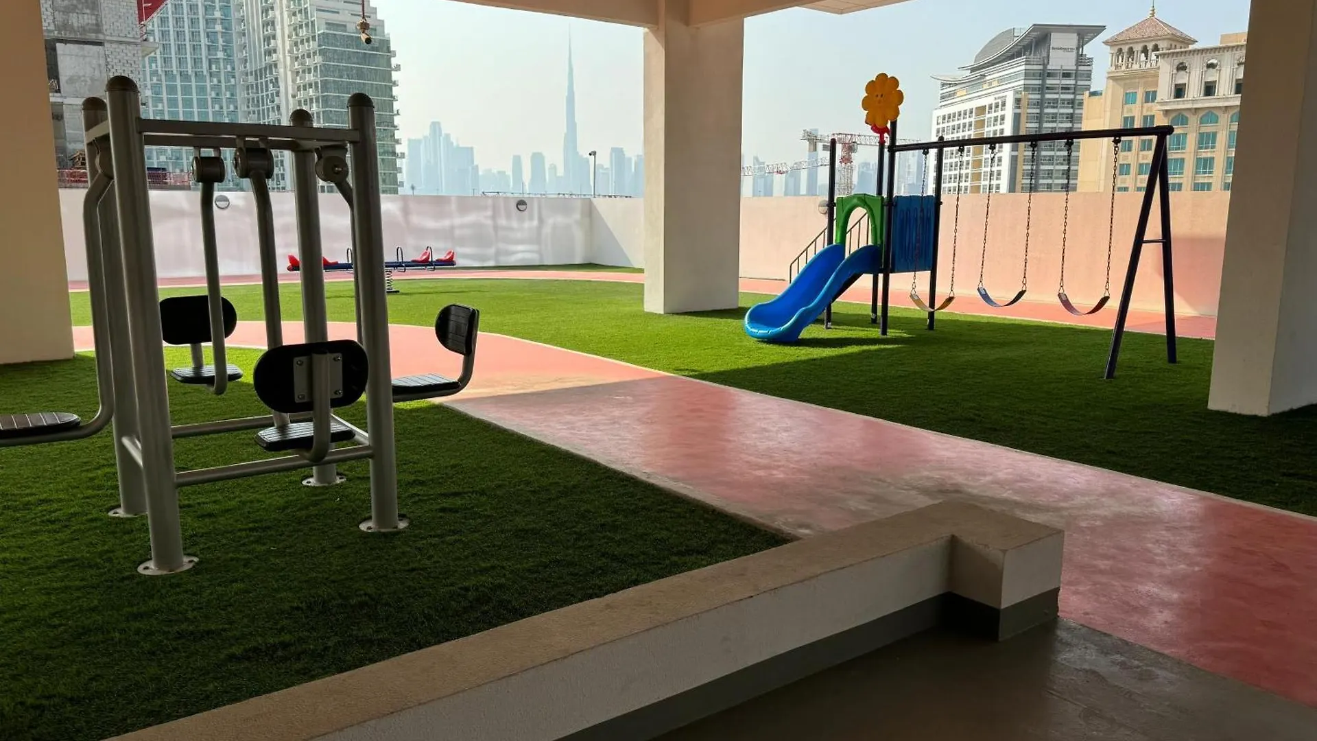 Spacious Studio With Burj Khalifa Views Dubái Apartamento